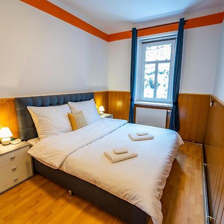 יאסימוב Tuan Long Apartments מראה חיצוני תמונה